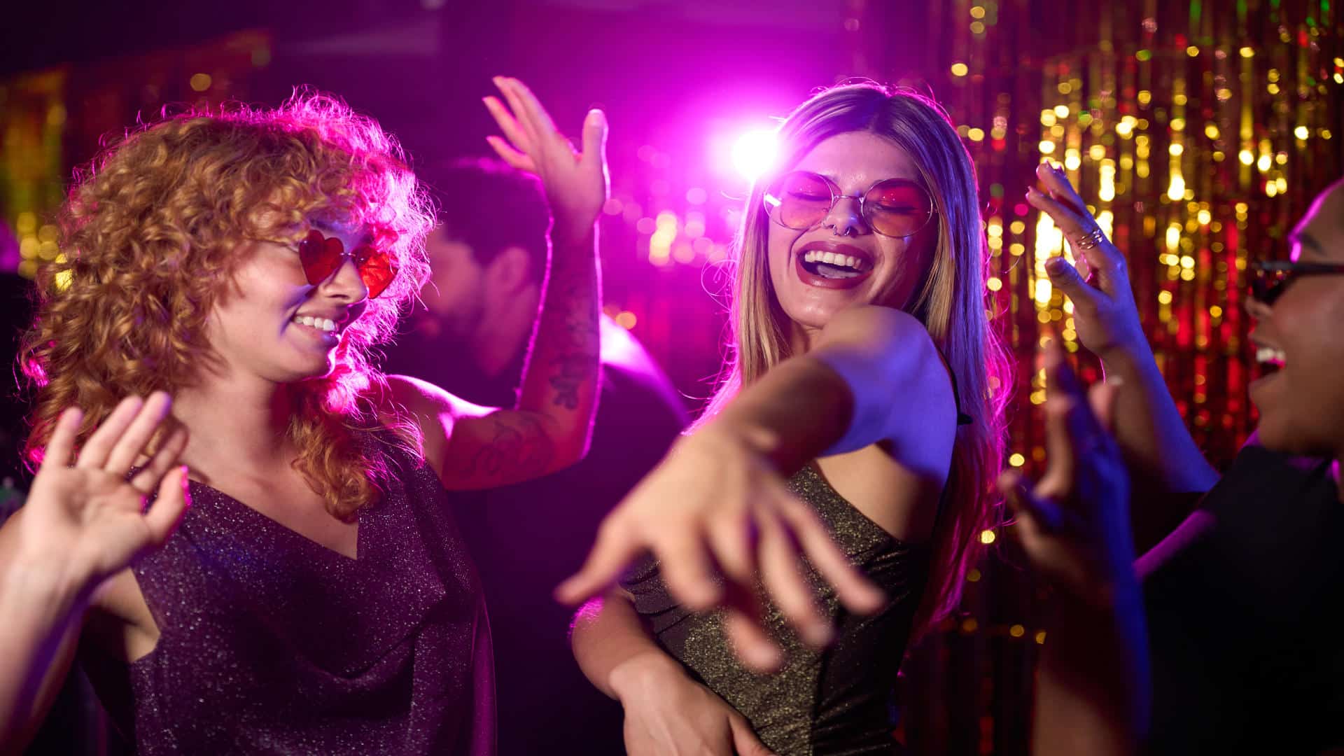 Party Bus Ideas in Dallas That Turn the Ride into Part of the Night